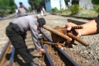 Jalur Kereta Api Wilayah Daop VI Aman