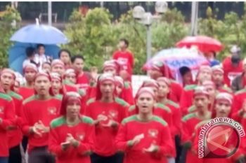 HUT Aspek meriah walau hujan deras
