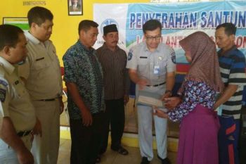 Jasa Raharja Serahkan Santunan Korban Laka Warga Blora