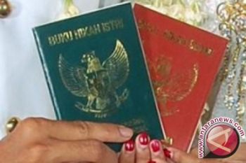 Kemenag  usulkan pencatatan nikah seluruh agama menyatu di KUA