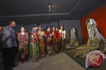 Yang Terhormat Ibu