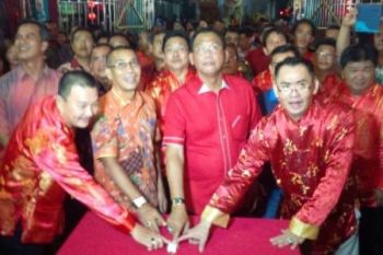 &Atilde;&cent;&acirc;&sbquo;&not;&Aring;&frac12;Bupati Rohil Ajak Warga Tionghoa Bangun Kampung Halaman Bagan Siapiapi