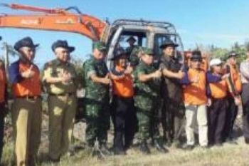 Wujudkan Swasembada Beras, TNI Bantu Cetak 1.400 Hektare Sawah di Meranti