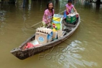 BRK Sudah Salurkan 1.350 Paket Bantuan Untuk Korban Banjir Kampar