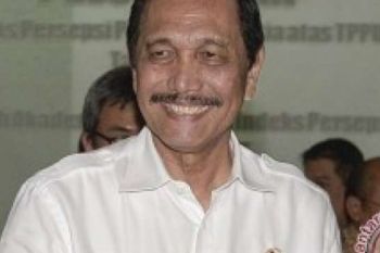 Kunjungan Menkopolhukam ke Riau,  Luhut Pulang Kampung dan Dagelan Ruhut