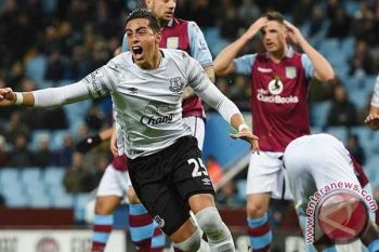 Everton Taklukkan Aston Villa 3-1