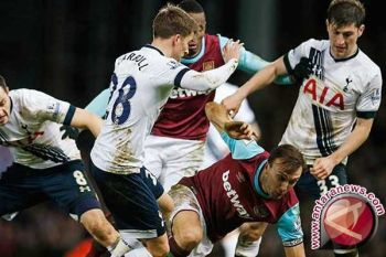 Daftar Klasemen Liga Inggris, Hotspur Gagal Gusur Leicester