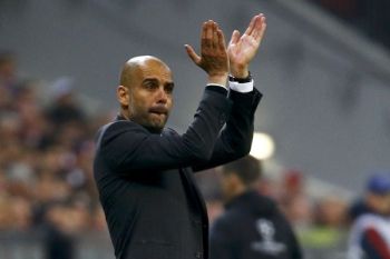 Laga Klasik,  Dortmund Tahan Imbang Muenchen 0-0