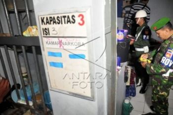 Razia Lapas, 10 Napi Positif Narkotika