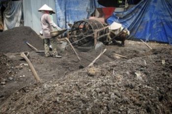 Petani Dilatih Membuat Pupuk Kompos dari Limbah