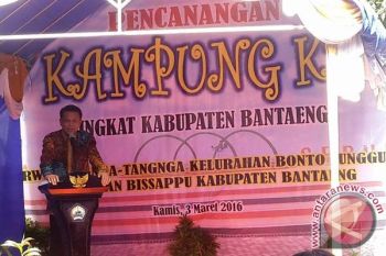 Bantaeng canangan Kampung KB di Tangnga-Tangnga