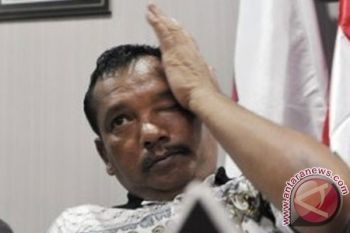 Labora Sitorus serahkan diri