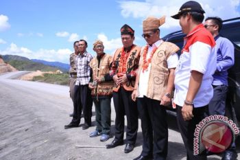 Gubernur Seriusi Pembangunan Jalan Di Perbatasan