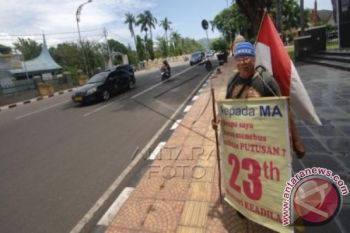 Indra Azwan Pria Pencari Keadilan Minta Dukungan Komnas HAM Sumbar
