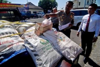 Tujuh Penyeleweng Pupuk Bersubsidi di Jateng Ditahan