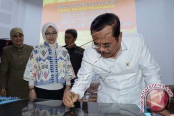 Unhas luncurkan pusat kajian kejaksaan 
