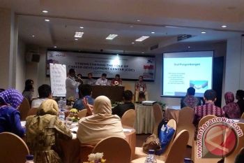 Usaid - HELM hadirkan program pusat ketenagakerjaan 