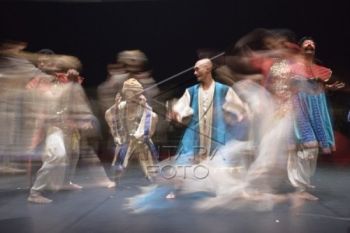 Teater Jepang Pentas di Borobudur