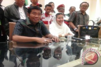 Haji Lulung Disambangi "Wanita Emas" Bahas Pilkada DKI