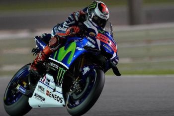 Lorenzo awali musim baru dengan start terdepan