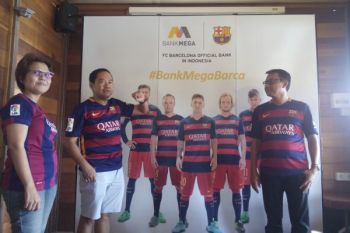 Bank Mega Bidik Konsumen Para Fans Barcelona
