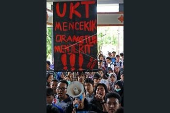  Menristekdikti Disambut Demo di Unsoed Purwokerto