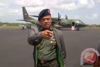Panglima TNI Kunjungi Lokasi Jatuhnya Helikopter Di Poso