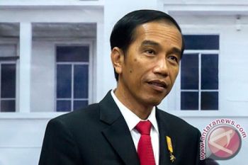 Kunker ke Kalimantan Presiden Tinjau Perbatasan, Resmikan Bandara dan Jembatan