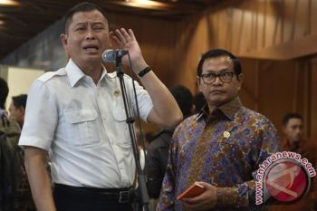 Menhub Tegaskan Angkutan Umum Ilegal Harus Dihentikan