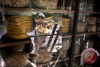Minahasa Tenggara perlukan pengrajin souvernir