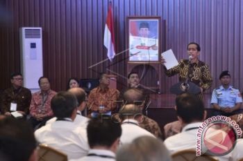 Presiden Minta Menteri Sederhanakan Aturan