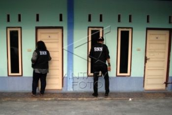 Razia, Mahasiswa Penghuni Rumah Kos Diminta Tes Urine