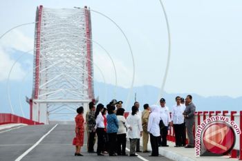 Presiden Jokowi Akan Selalu Cek Perkembangan Proyek Infrastruktur