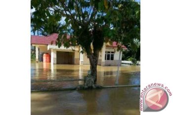 Jalan Muara Teweh-Banjarmasin Terganggu Banjir Bandang 