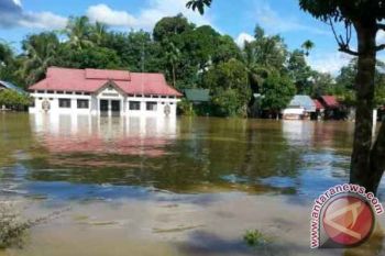 16 Desa Gunung Timang Masih Terendam Banjir