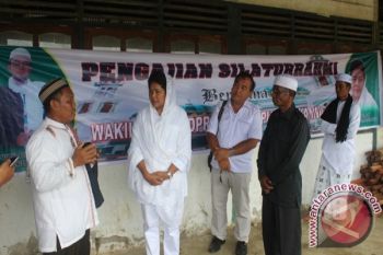 Legislator Gerindra berangkatkan Umroh 40 tokoh agama 