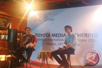 Toyota Kenalkan Sienta pada IIMS 2016