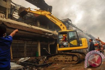 Mei, Kios Pasar Klewer Sisi Timur Dibongkar