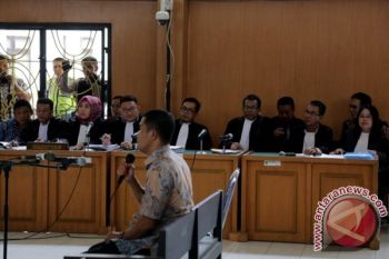 Ketakutan, anggota DPRD Muba kembalikan uang suap