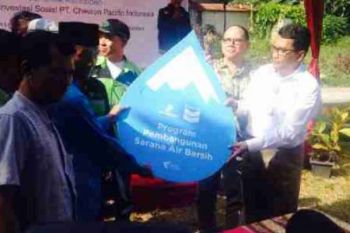 "Air Untuk Kehidupan" Dari Chevron Mengalir Di Lembah Damai