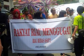 Masyarakat Riau Kembali Tuntut Negara ke Pengadilan Terkait Kabut Asap