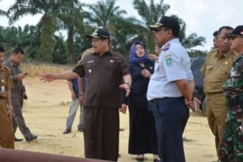 Bangun Jalan Lingkar Duri, Bupati Optimistis Chevron Izinkan Pipanya Dibenamkan