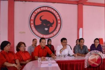PDIP Barsel Laksanakan Makan Ikan Bersama Rakyat 