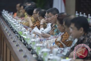 Jokowi: Menteri-Kepala Lembaga Wajib Kendalikan Anggaran