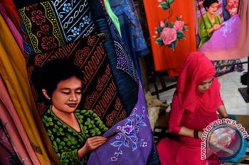 Kain Lukis Asal Solo Mulai Diekspor