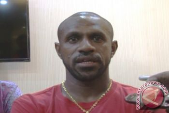 Lestiadi mainkan Boaz Solossa lawan PSM Makassar