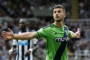 Southampton Tundukkan Newcastle 3-1