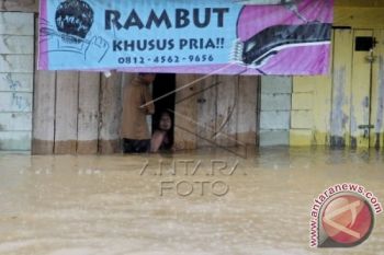 Warga Baruga Cemas Banjir Kembali Terjadi