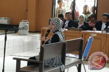 Istri Bupati Muba nonaktif akui siapkan dana suap  