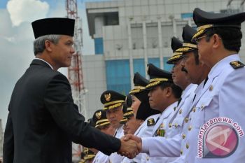 Ganjar Minta Kepala Daerah di Jateng Tidak Melanggar Hukum 
